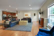 Wooten FULL · The Ultimate Luxury | Yard | Jacuzzi | Garage