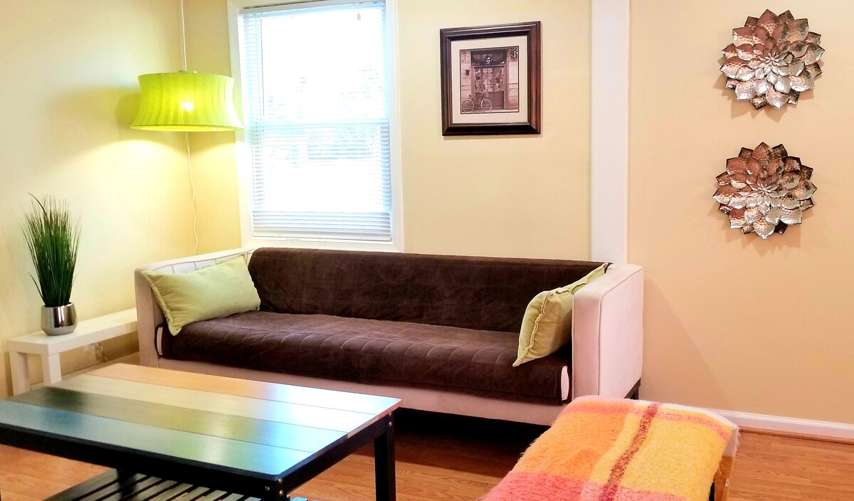 2017 Pimmit Drive · 3 Bedroom house near Tysons Corner