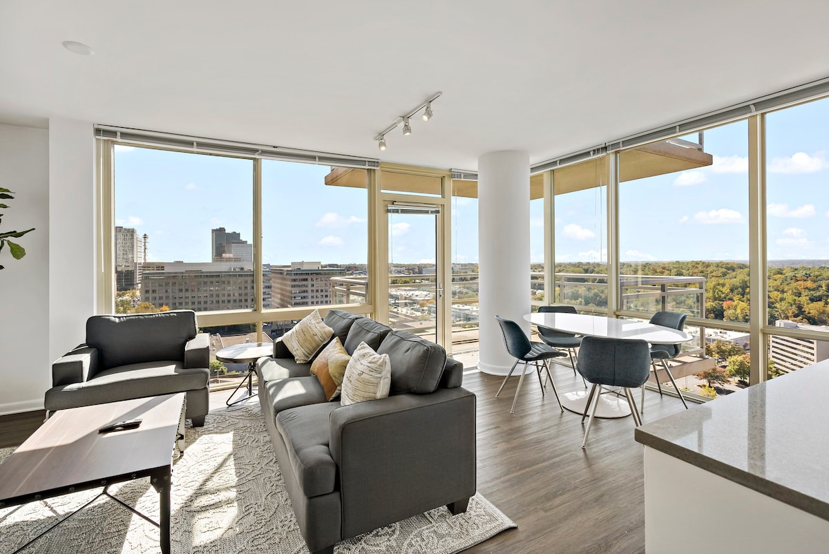 Broad 1818 · Unique Collection | Luxury | Tysons | Rooftop Pool