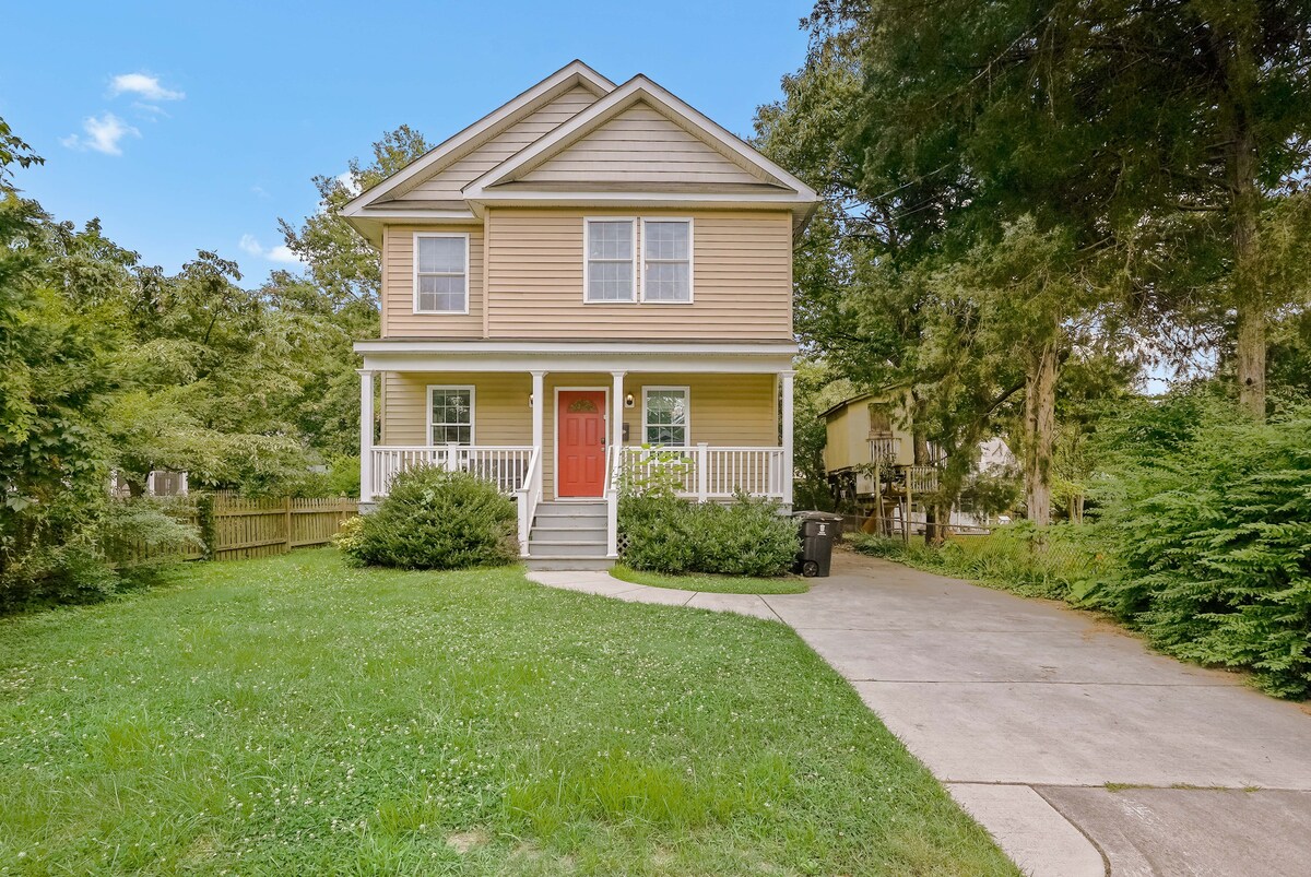Edgewood FULL · Pure Luxury | 5 bedroom | Designer | Large |Bright