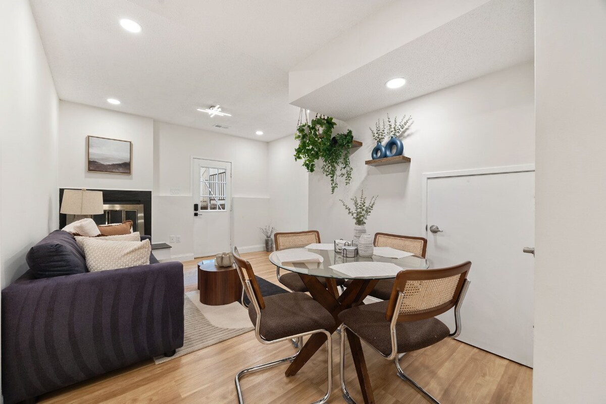 2380 Branleigh bsmnt · Cozy Reston Basement Suite