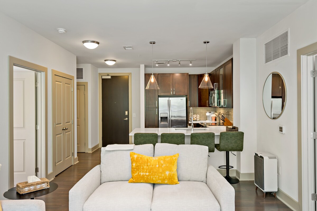 Cozy 2 bedroom 2 bathroom apartment. 