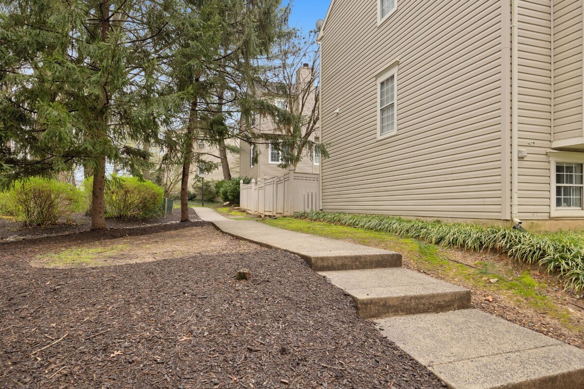45dbd16f-3f9b-42e7-bbc7-21a02c26a52d